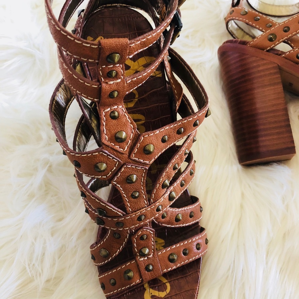 Sam Edelman chic Croc Studded Sandle. 9.5 - Picture 5 of 5